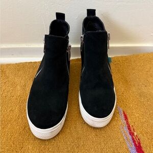 Steve Madden Black Leather High-Tops
